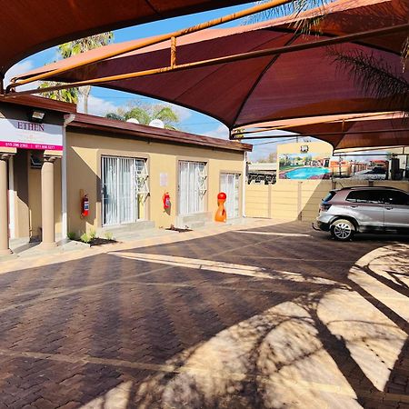 Ethen Guesthouse Polokwane Dış mekan fotoğraf