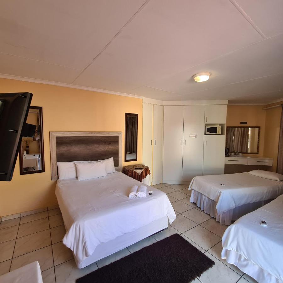 Ethen Guesthouse Polokwane Dış mekan fotoğraf