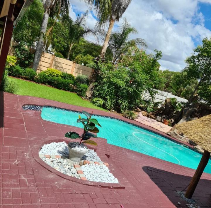 Ethen Guesthouse Polokwane Dış mekan fotoğraf