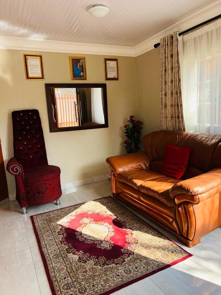 Ethen Guesthouse Polokwane Dış mekan fotoğraf