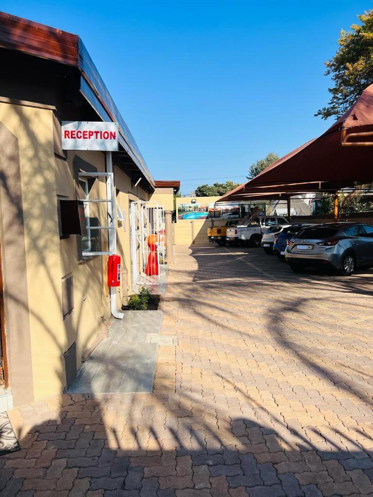 Ethen Guesthouse Polokwane Dış mekan fotoğraf