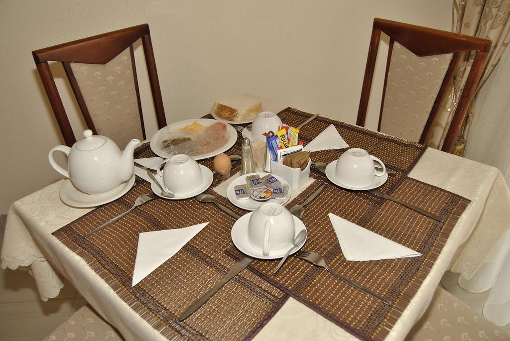 Ethen Guesthouse Polokwane Dış mekan fotoğraf