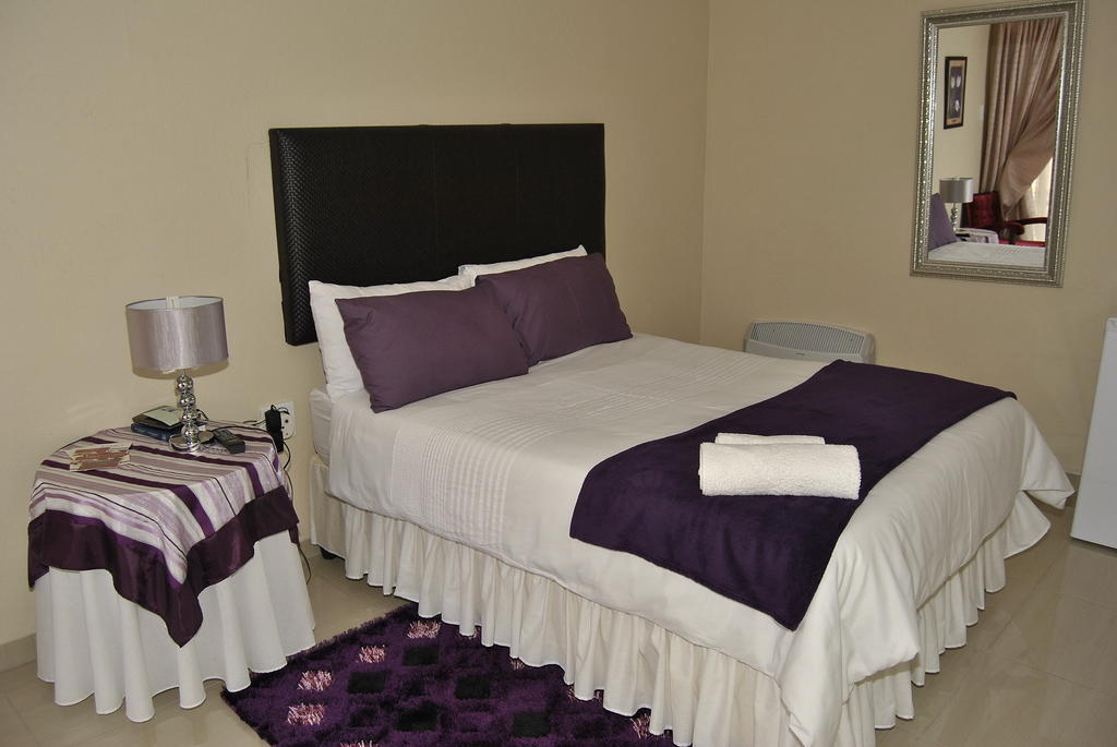 Ethen Guesthouse Polokwane Dış mekan fotoğraf